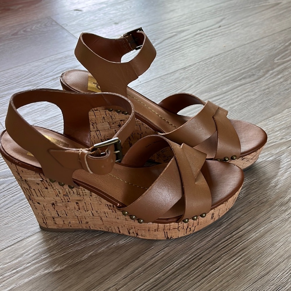 DV by Dolce Vita Wedges Size 8